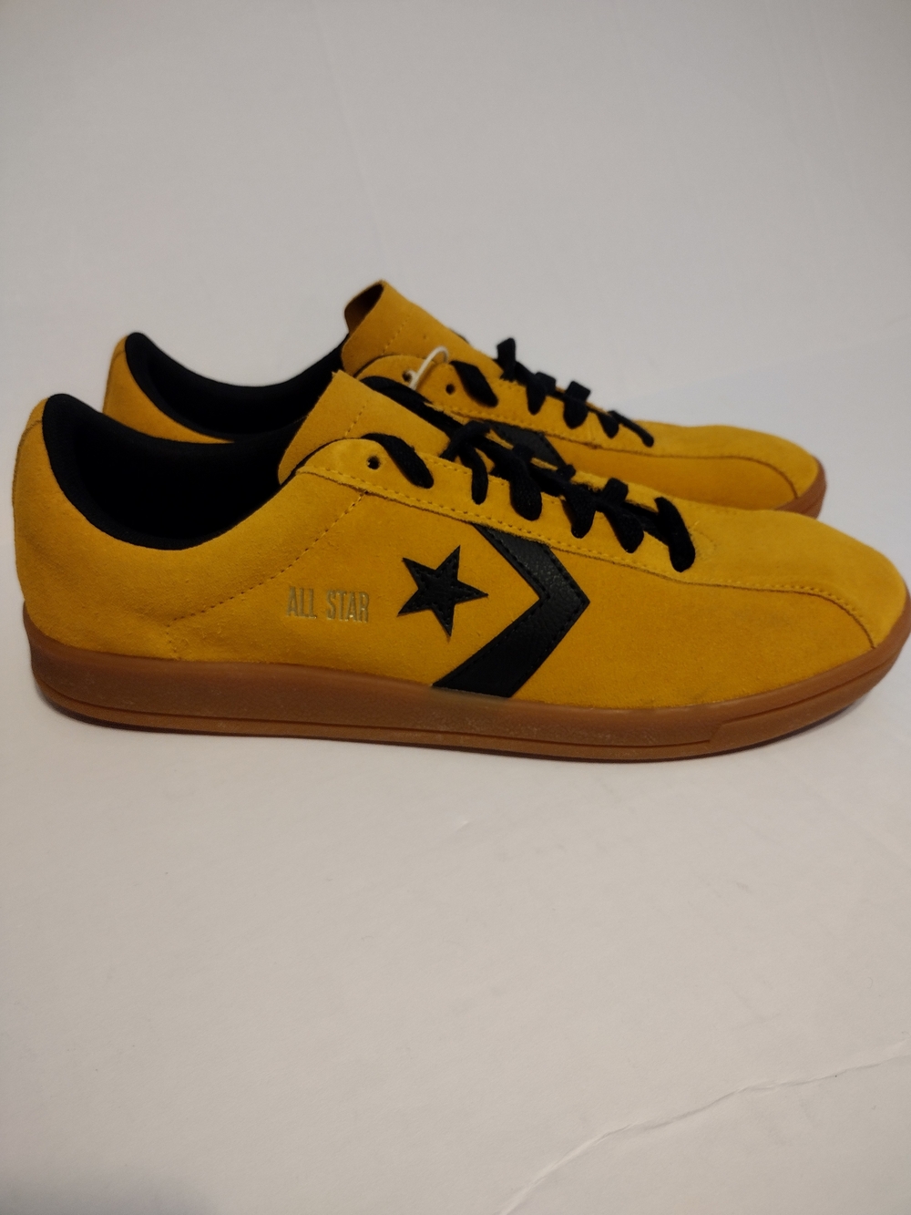 Converse All Star Men’s Mustard Suede Low-Top Sneakers